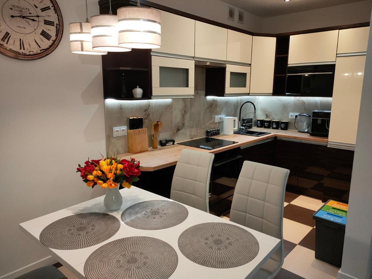 Apartament Rodzinny Z Ogrodkiem W Centrum Gizycka Гижицко Экстерьер фото