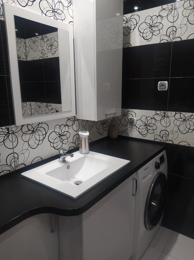 Apartament Rodzinny Z Ogrodkiem W Centrum Gizycka Гижицко Экстерьер фото